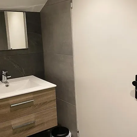 Cozy Voerendaal Getaway For 4 *