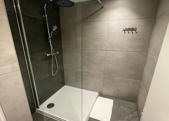 Cozy Voerendaal Getaway For 4 بيت للعطل Voerendaal